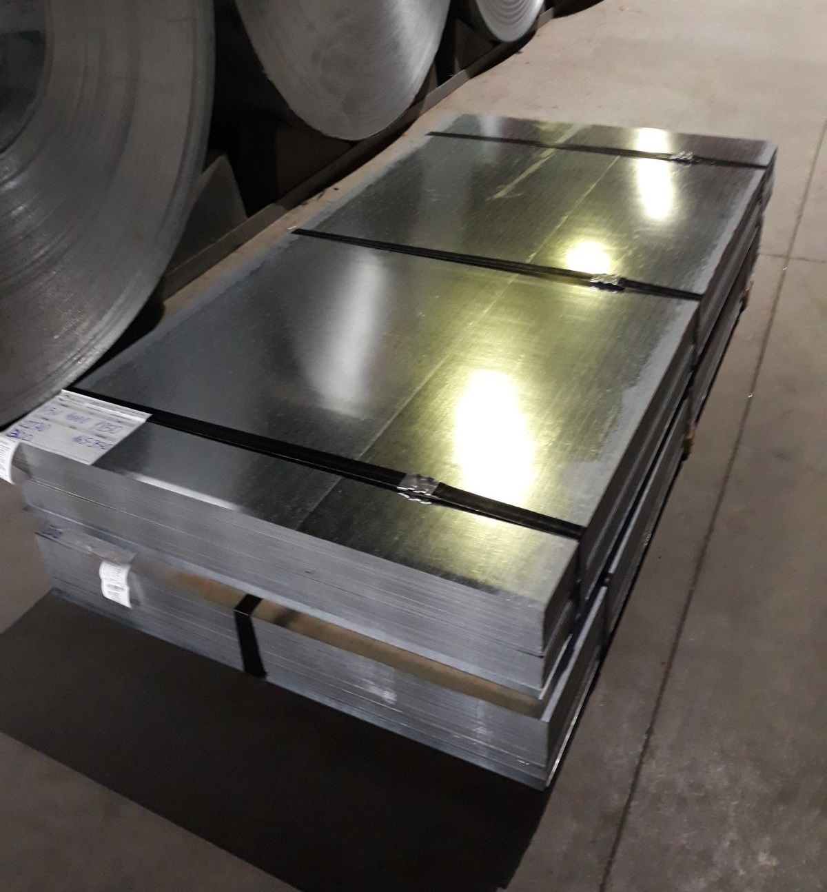 Galvaniz Sac Stok Alanı